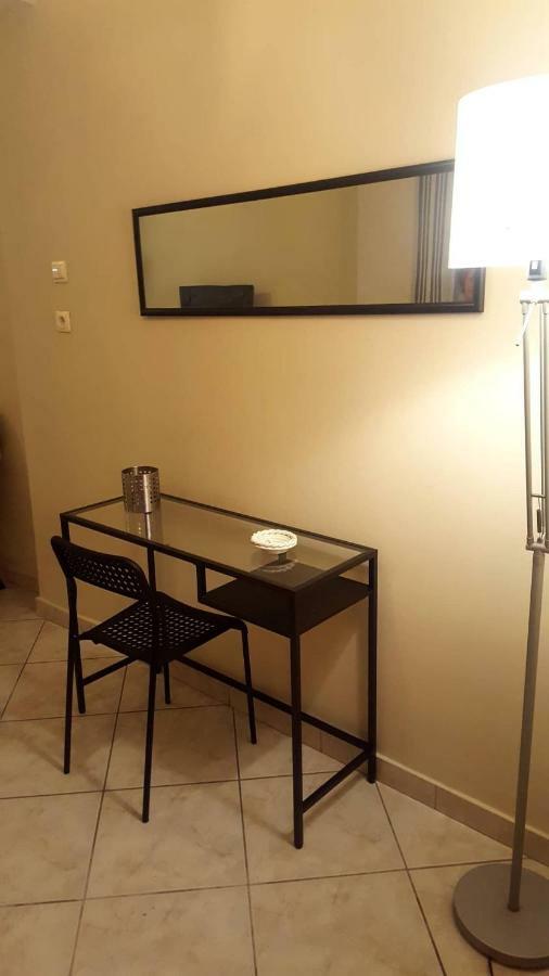 Cozy And Minimal Apartment Πειραιάς Εξωτερικό φωτογραφία